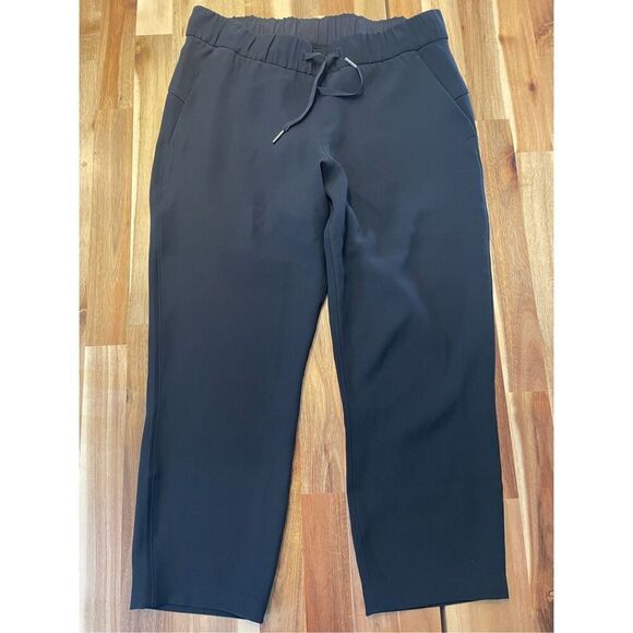 Lululemon On The Fly Crop *Woven - Picture 3 of 5